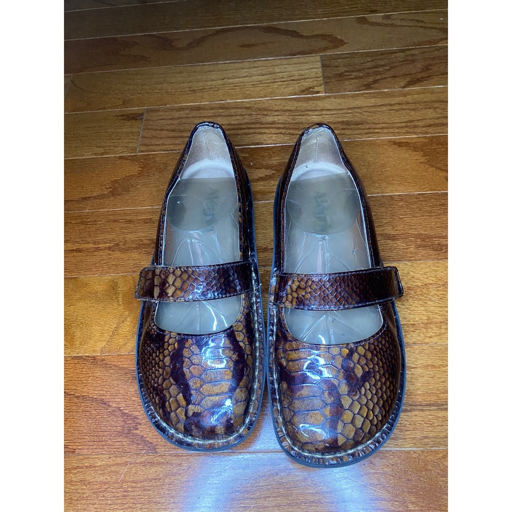 Algeria by PG Lite Snake Skin‎ Patterned Mary Jane's Size 37